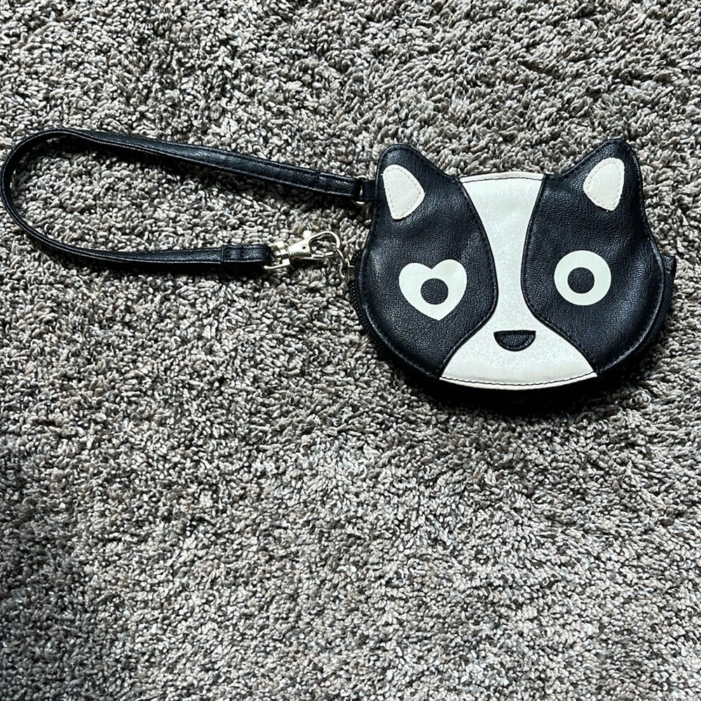 Luv Betsey by Betsey Johnson Cat coin purse